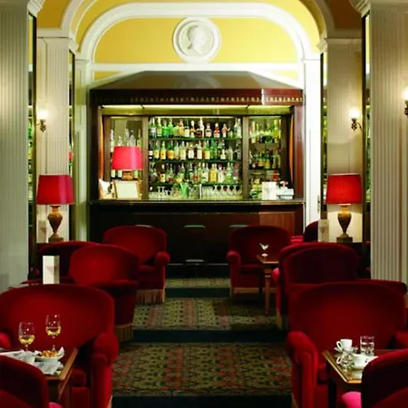 Bettoja Massimo D'azeglio Hotel 4*