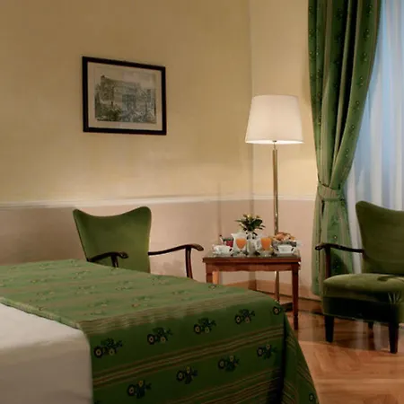 Bettoja Massimo D'azeglio Отель 4*