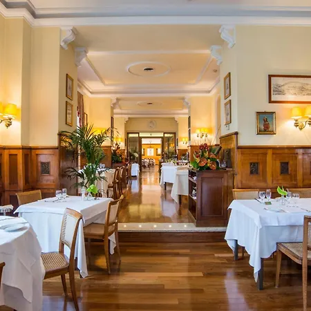 Hotel Bettoja Massimo D'azeglio 4*
