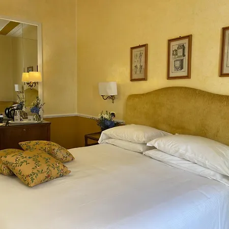 Hotel Bettoja Massimo D'azeglio Řím