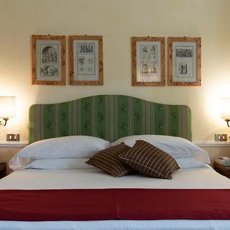 Hotel Bettoja Massimo D'azeglio Řím