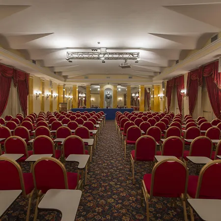 Bettoja Massimo D'azeglio 4* Řím